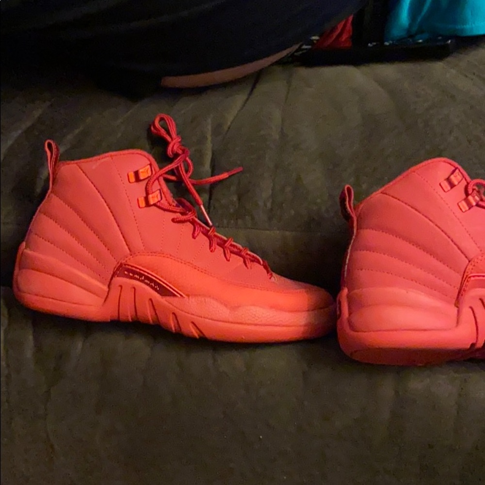 Jordan 12’s